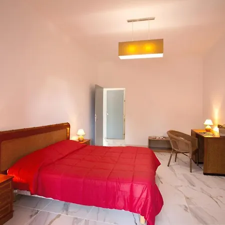 Kalliste Apartment *