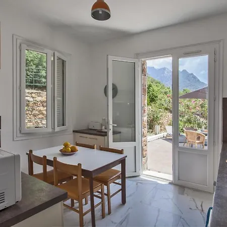 Apartment Kalliste