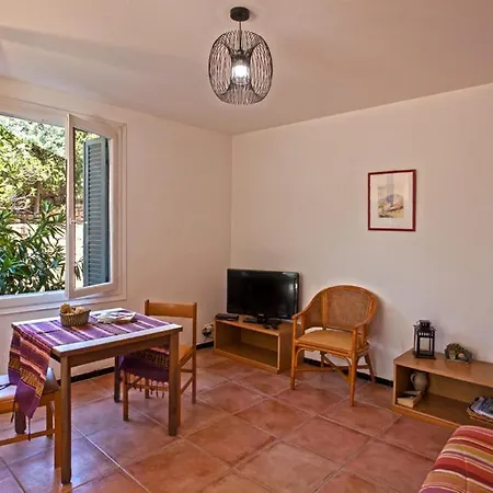 Kalliste Apartment